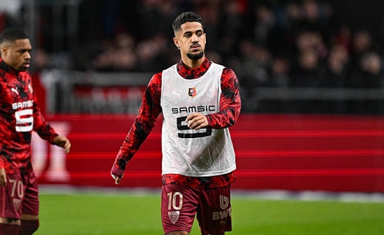 Illustration : "Stade Rennais : Pourquoi la résurrection soudaine de Ludovic Blas n'est pas qu'un choix sportif"