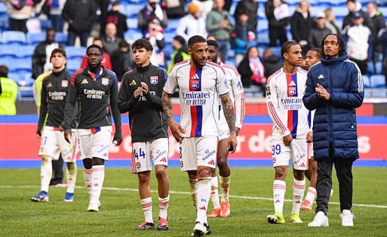 Illustration : "Mercato OL : La signature imminente d'un international U20 enflamme déjà le Rhône"