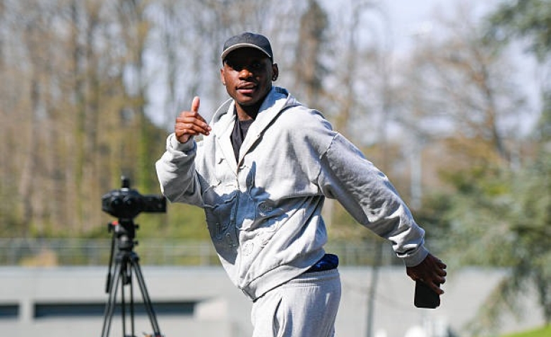 Illustration : "Mercato PSG : Vers un échange de buteurs avec la Juventus pour relancer Randal Kolo Muani ?"