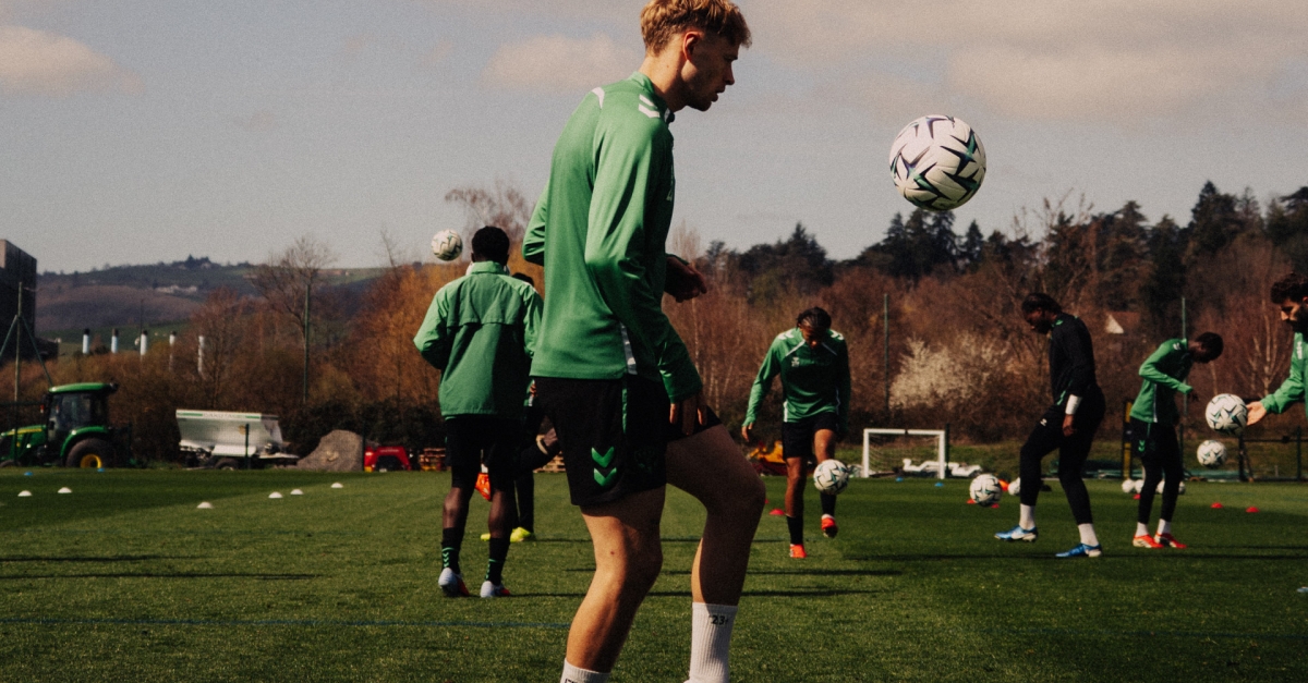 ASSE : Pourquoi Maxime Bernauer ne rejouera pas tout de suite avec les pros ?