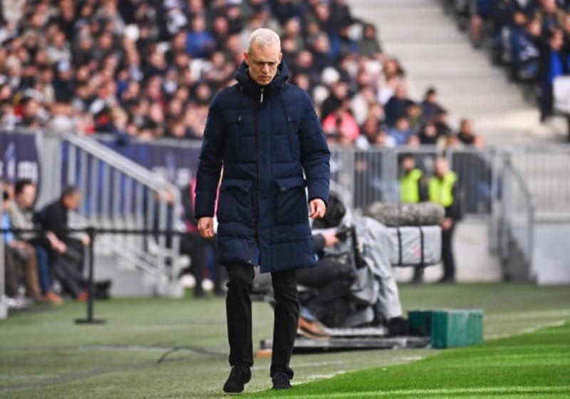 Illustration : Girondins de Bordeaux : Bruno Irles mis à pied, une légende du club appelée à la rescousse !