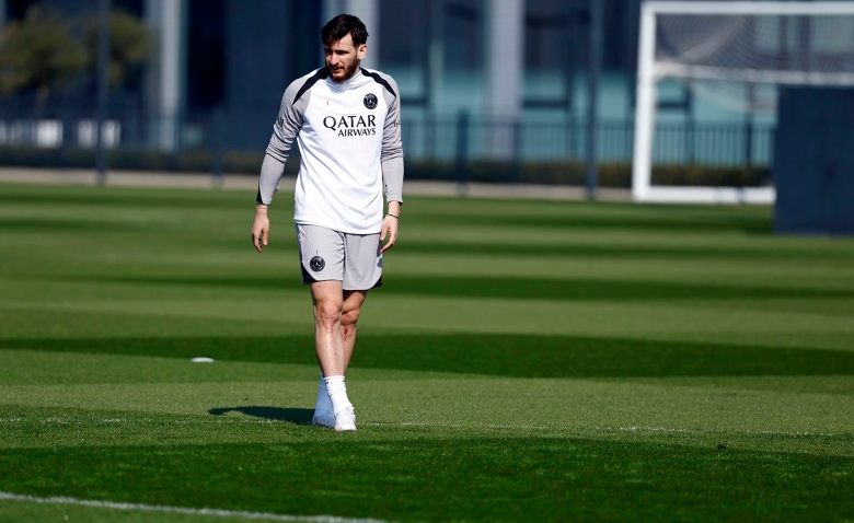 Illustration : "Mercato PSG : Arsenal prépare un double hold-up historique à Paris !"