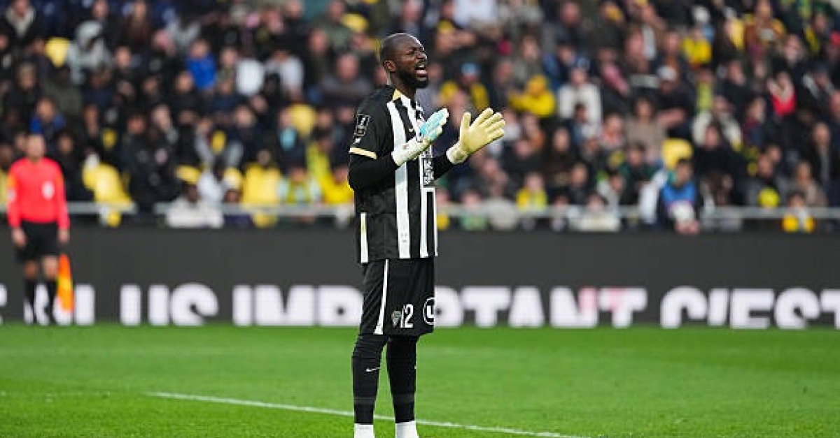 Mercato : Le RC Lens propose Hervé Koffi à l’ASSE, mais le prix choque les Verts !