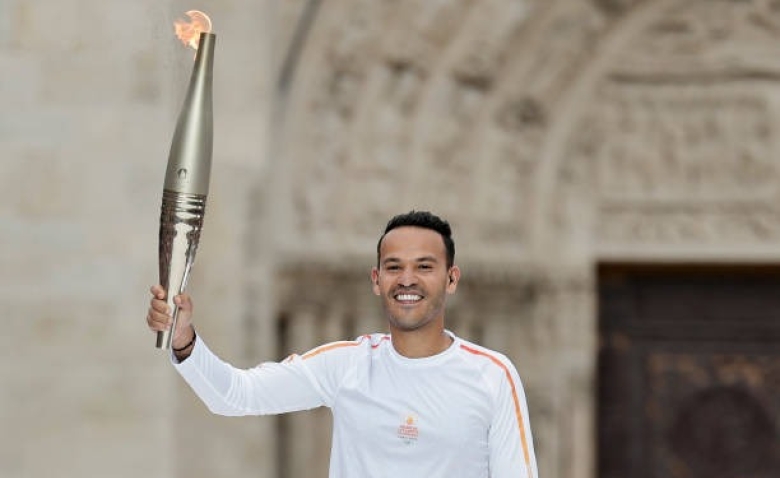 Illustration : "OM : Mohamed Bouhafsi président ? Les Ultras marseillais crient au poisson d'avril"