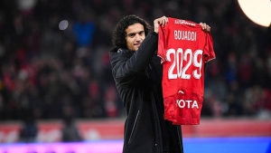 Illustration : Mercato LOSC, PSG : Une faille inattendue dans le contrat d'Ayyoub Bouaddi ? Paris veut frapper fort