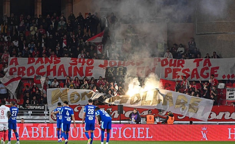 Illustration : "AS Monaco - OM : Le lob exceptionnel de Balogun en vidéo ! (2-0) - Ligue 1 J28"