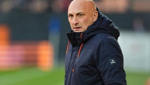 Illustration : FC Lorient : Le duo Pantaloni-Cahuzac claque la porte, qui pour leur succéder ?