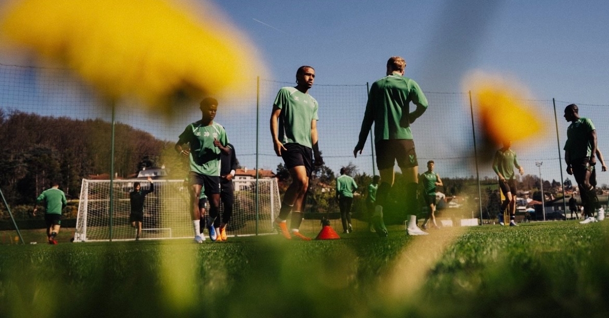 Mercato ASSE : Un exode massif annoncé cet été en cas de retour dans l'élite