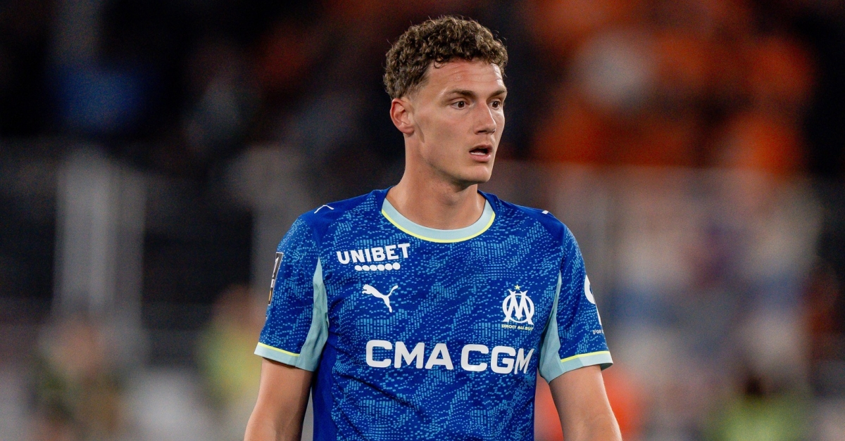 Mercato OM : Une ancienne figure du club réclame le départ de Pavard