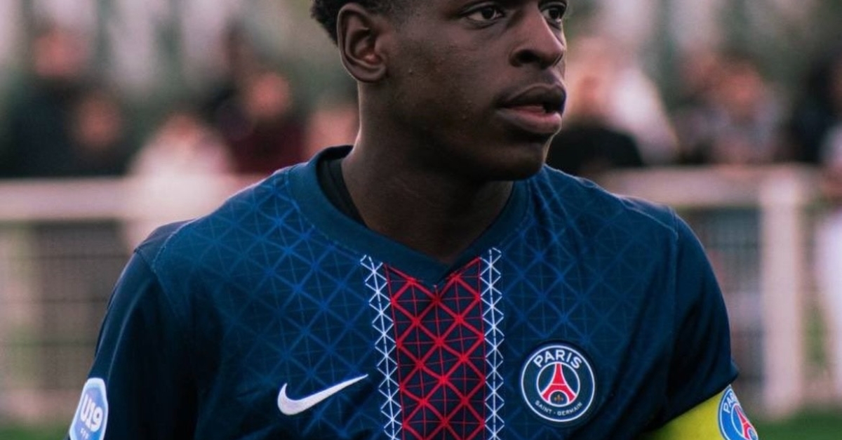 Mercato PSG : Le FC Barcelone prépare un coup en douce pour se venger de Dro Fernández