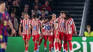 Illustration : FC Barcelone - Atlético Madrid : La vidéo du coup franc somptueux d'Alvarez ! (0-1) - Ligue des Champions