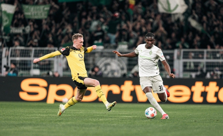 Illustration : "Mercato : Le PSG passe la seconde pour un roc défensif de Bundesliga !"