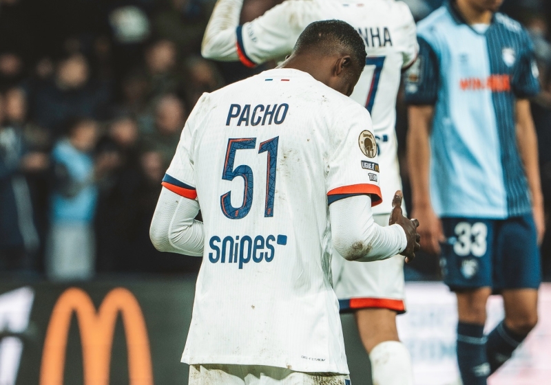 Illustration : Mercato PSG : Une première offre majuscule dégainée pour la doublure de Pacho !