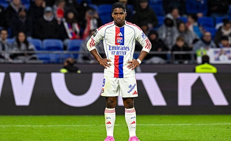 Illustration : "OL Mercato : Endrick veut rester à Lyon ! Son message fracassant envoyé au Real Madrid"