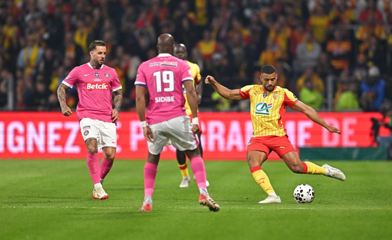 Illustration : "Lens - Toulouse : Matthieu Udol remet Lens à l’abri"