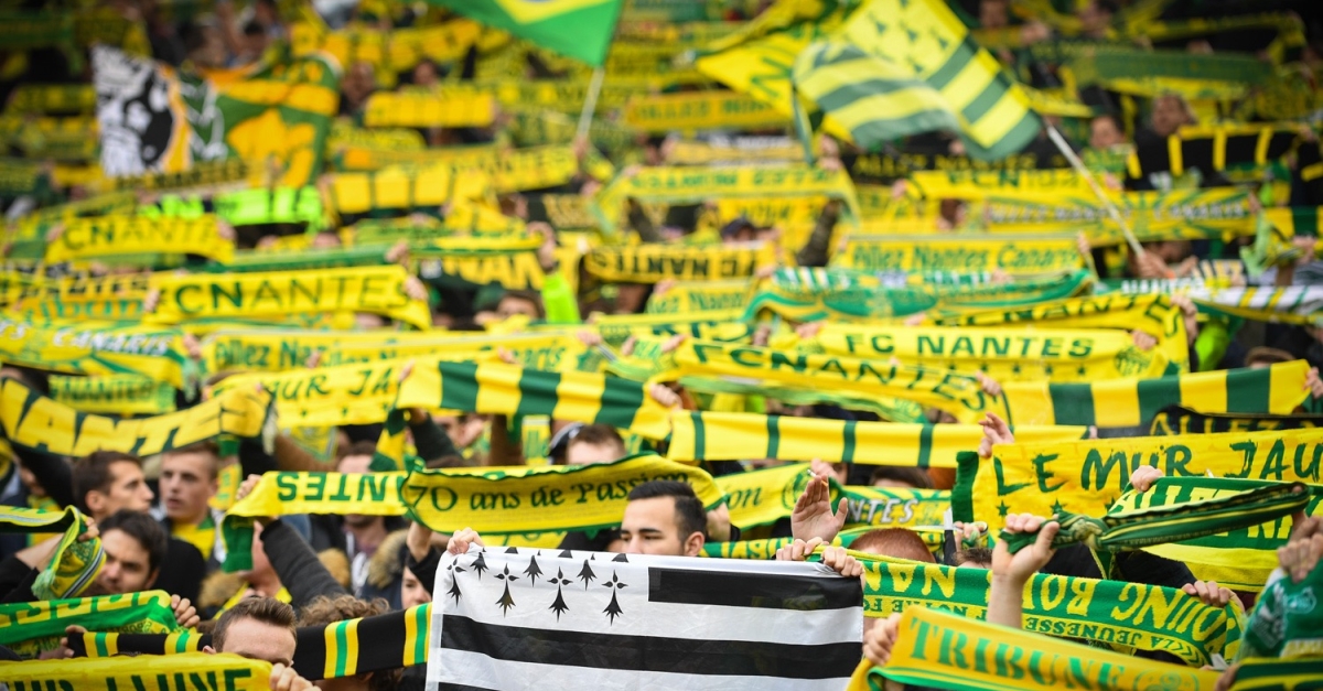 PSG - FC Nantes : Bagarre et tensions, pourquoi le parcage nantais a explosé au Parc des Princes ?