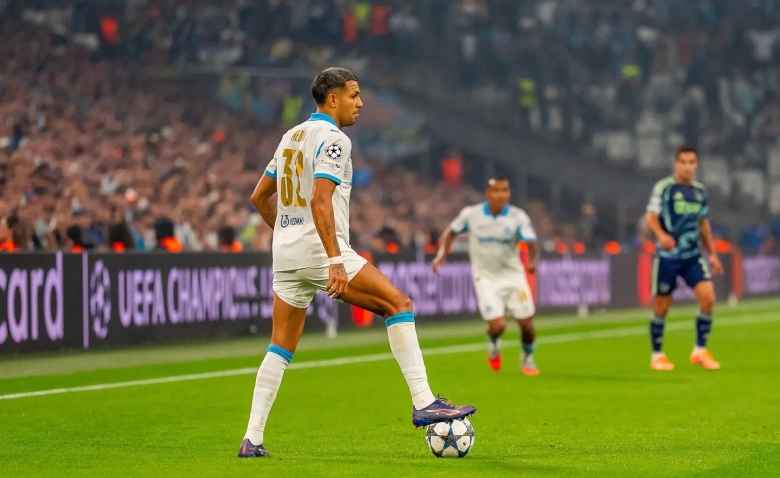 Illustration : "OM : “J’étais furieux”, le cri du cœur de Facundo Medina après le départ de De Zerbi"