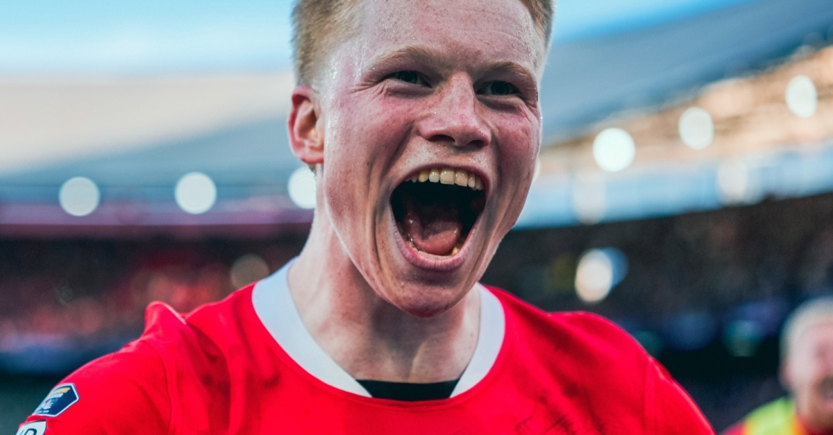 Mercato PSG : Bataille de géants en cours pour l'arrivée d'un milieu de l’AZ Alkmaar !