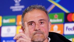 Illustration : RC Lens : Pourquoi la course au titre pourrait-elle être relancée grâce... à Luis Enrique ?