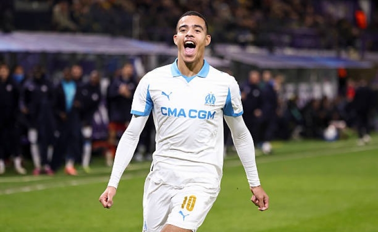 Illustration : "Mercato OM : La presse espagnole confirme l'incroyable intérêt du Paris FC pour Greenwood !"