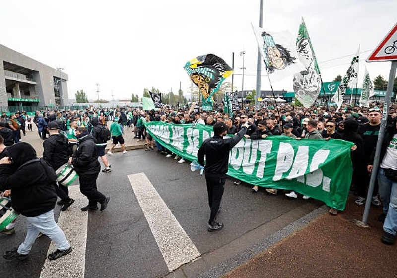 Illustration : ASSE : Excellente nouvelle pour les supporters avant le déplacement périlleux à Rodez !