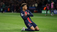 Illustration : "Mercato PSG : vers un départ inattendu en Premier League pour Désiré Doué ?"