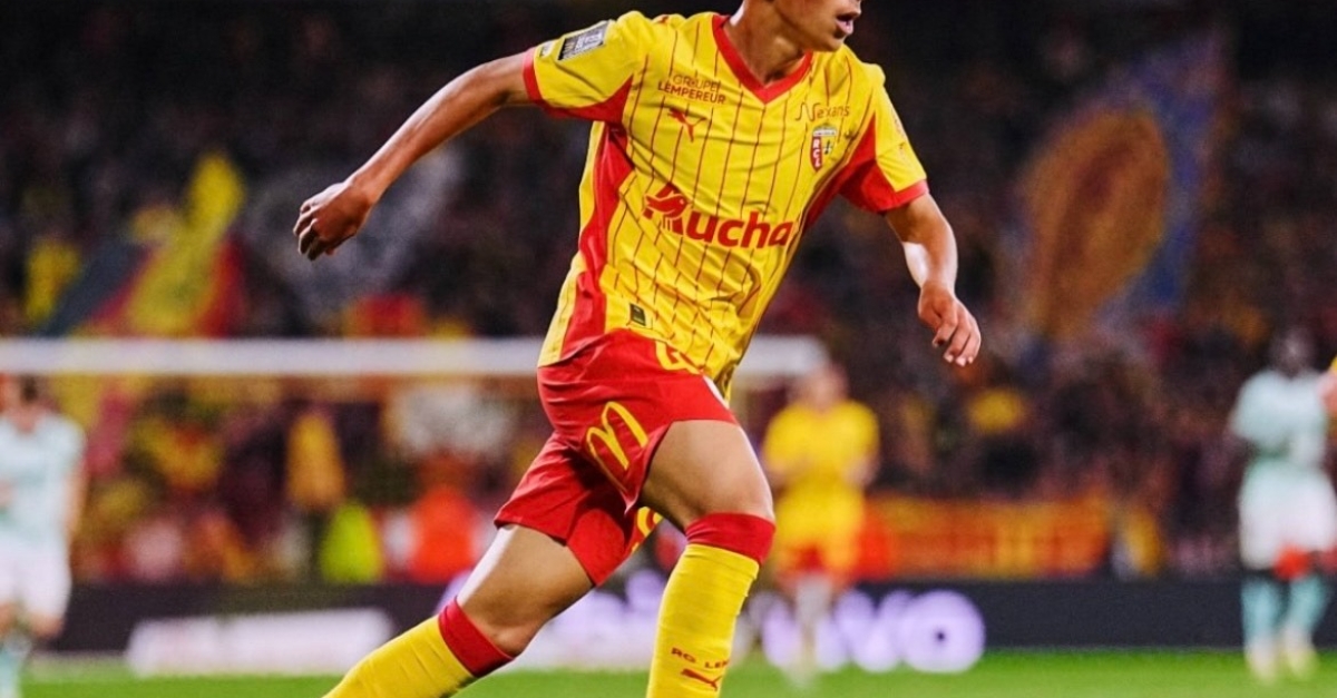 RC Lens : "Il pourra le raconter à ses enfants", Pierre Sage savoure l'exploit de Mezian Mesloub !