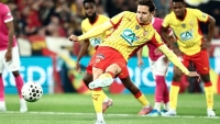 Illustration : "Mercato Lens : Thauvin lâche une bombe pour son avenir ! Les supporters jubilent"