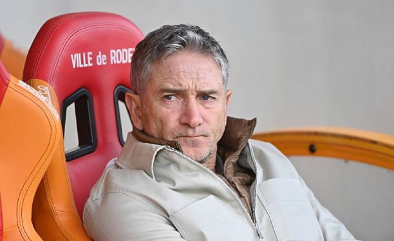 Illustration : "ASSE : Philippe Montanier annonce une avalanche de retours avant le choc face à Rodez !"