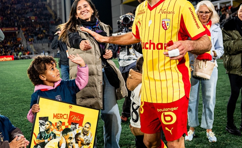 Illustration : "Stade Rennais : Le futur salaire d'Adrien Thomasson a fuité... et c'est du lourd"