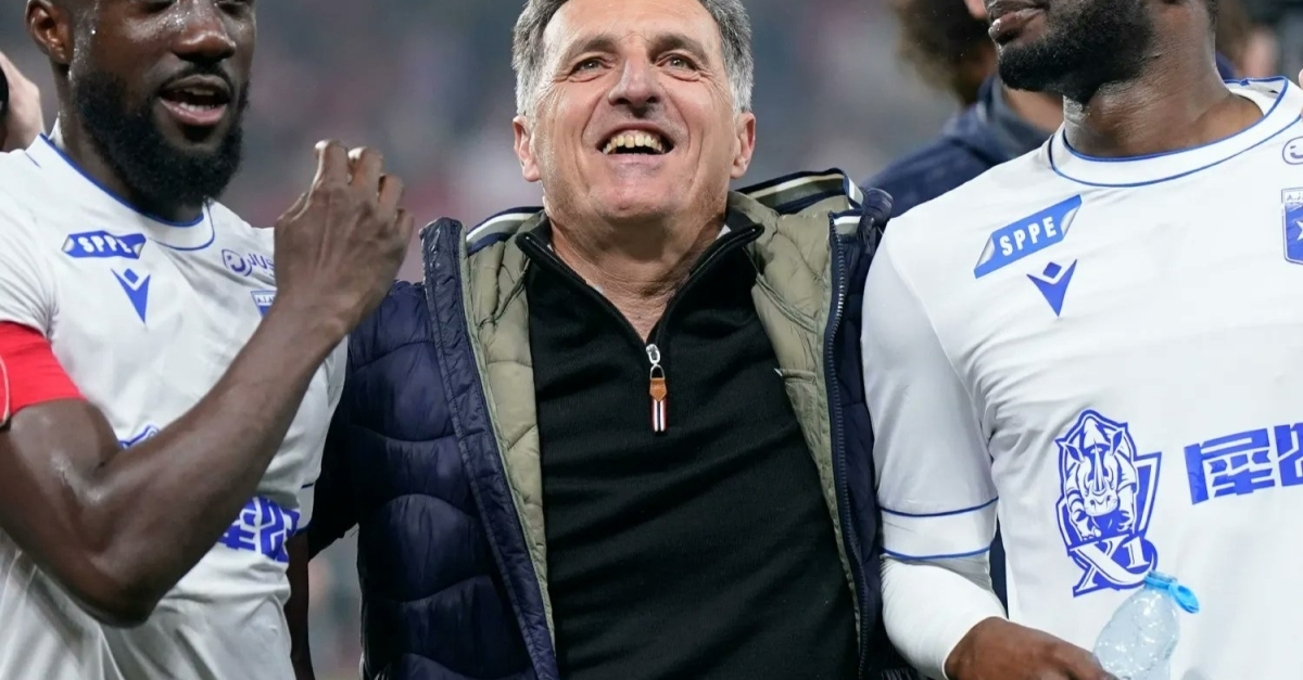 FC Nantes : un entraîneur de Ligue 1 en pole position pour succéder à coach Vahid
