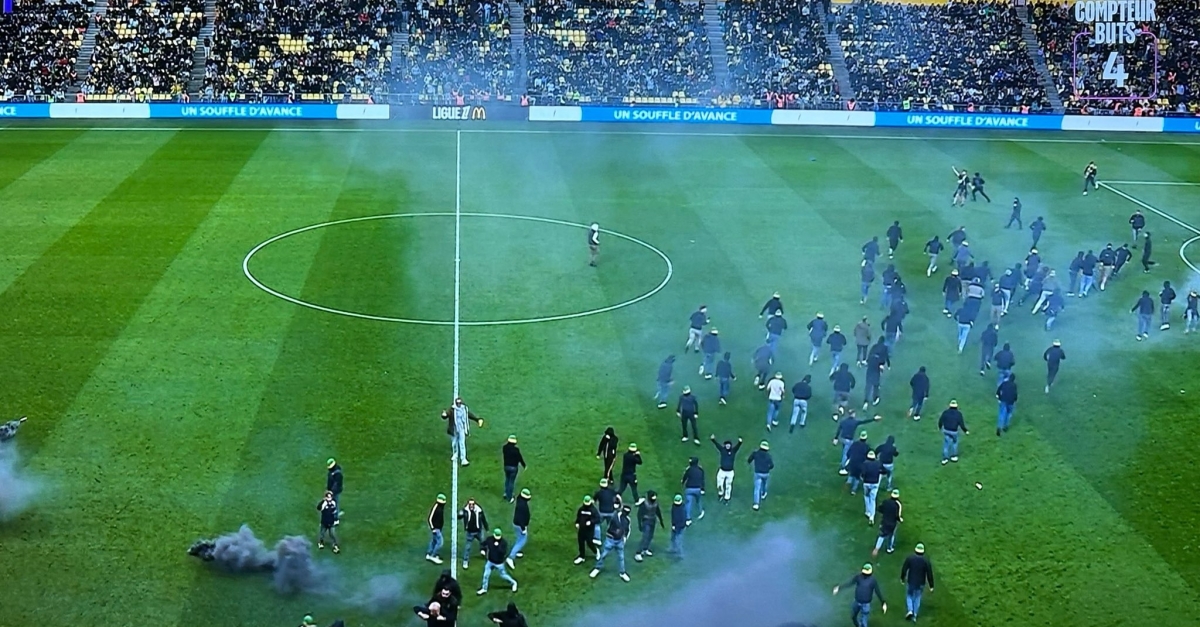 FC Nantes : la direction tape du poing sur la table après les incidents de la Beaujoire