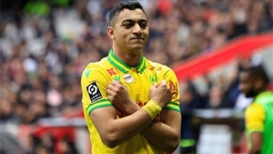 Illustration : FC Nantes : Grosse clim pour un Canari à la Coupe du Monde, le club s'arrache les cheveux