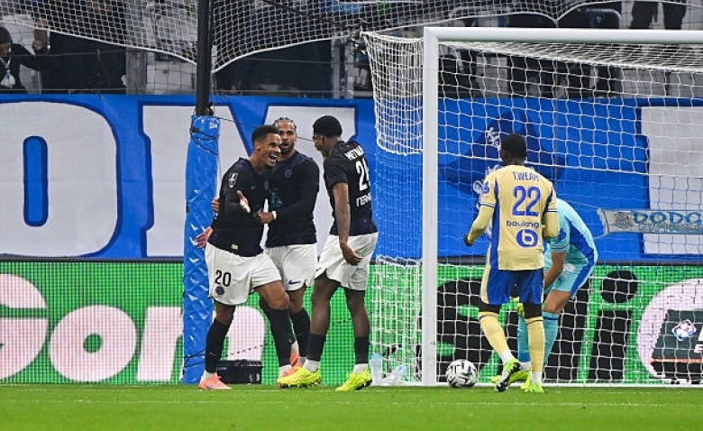 Illustration : "Toulouse Mercato : Le TFC mise sur l’avenir avec quatre prolongations"