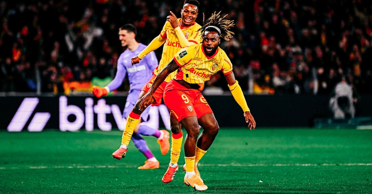 RC Lens : le message de Saint-Maximin sème déjà le doute sur son avenir