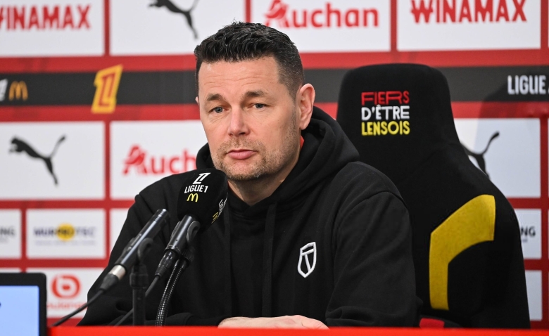 Illustration : "RC Lens : Pierre Sage donne son XI pour la coupe du monde"