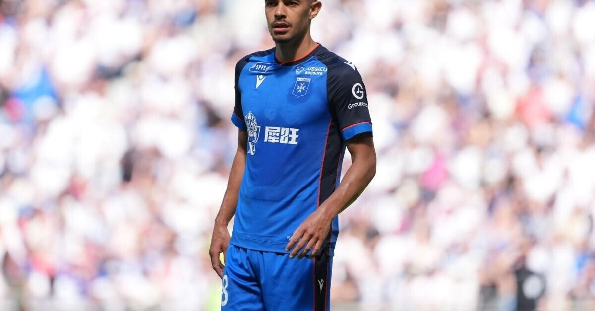 AJ Auxerre : Romain Faivre parti pour rester une saison de plus en Bourgogne !