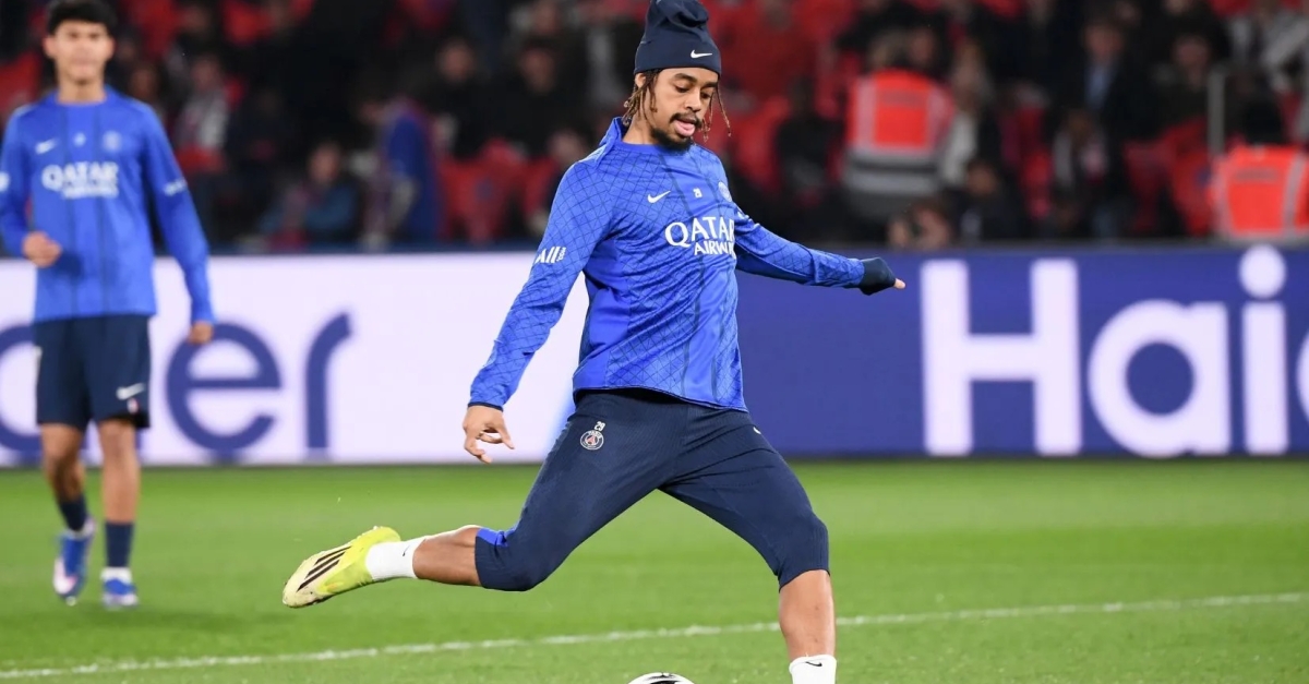 Mercato PSG : Barcola menacé par la Premier League, Campos passe à l'action