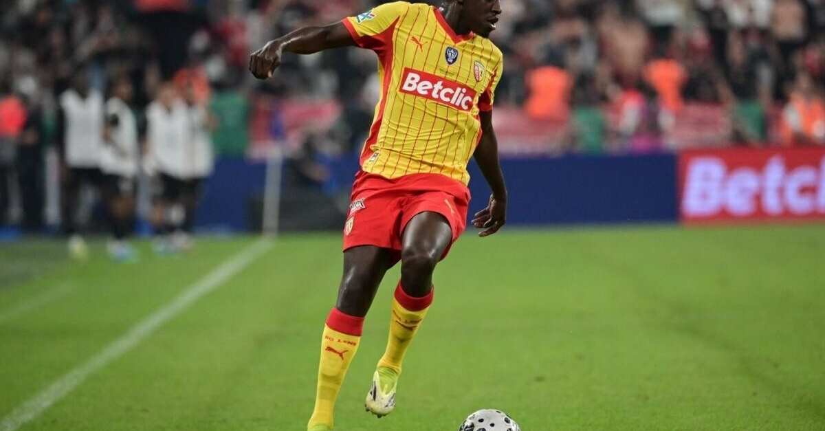 RC Lens : Saud Abdulhamid officiellement lensois, un transfert historique acté !