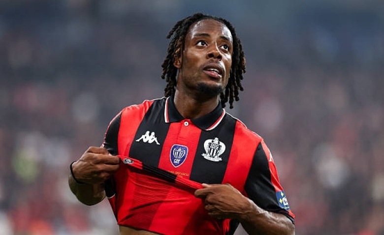 Illustration : "OGC Nice : Elye Wahi a relancé sa cote, Francfort veut en profiter"
