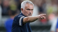 Illustration : "Mercato PSG : Mourinho veut doubler Paris pour une piste prioritaire"