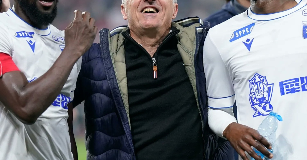OGC Nice : Pantaloni favori, Pélissier en embuscade, le Gym doit trancher !