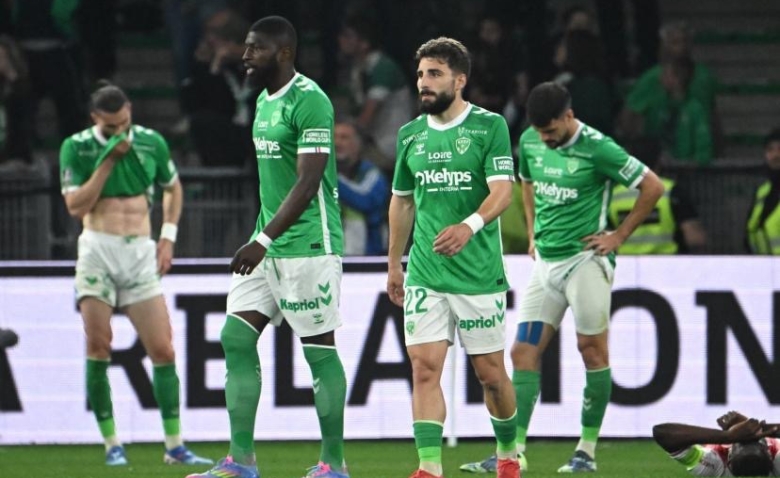 Illustration : "Mercato ASSE : Un concurrent de Ligue 2 s'offre les services d'un héros des Verts"
