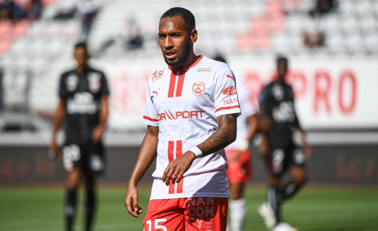 Illustration : "Mercato Ligue 2 : Nancy fonce sur Kenny Rocha Santos, le crack de Rouen libre de tout contrat !"