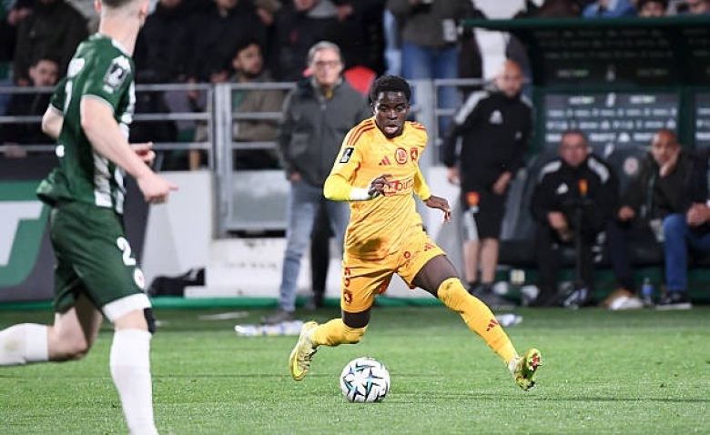 Illustration : "Mercato Nantes : Les Canaris s'offrent un monstre physique de Ligue 2 pour 0€ !"