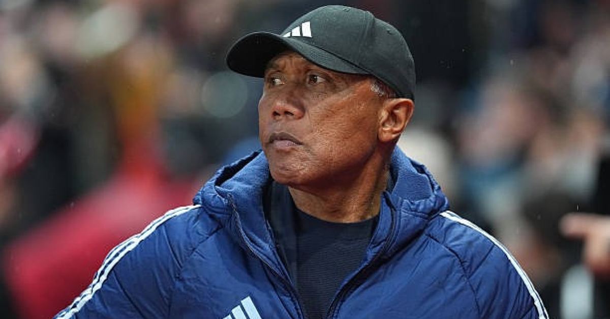 Paris FC : Le successeur surprise d'Antoine Kombouaré est enfin connu