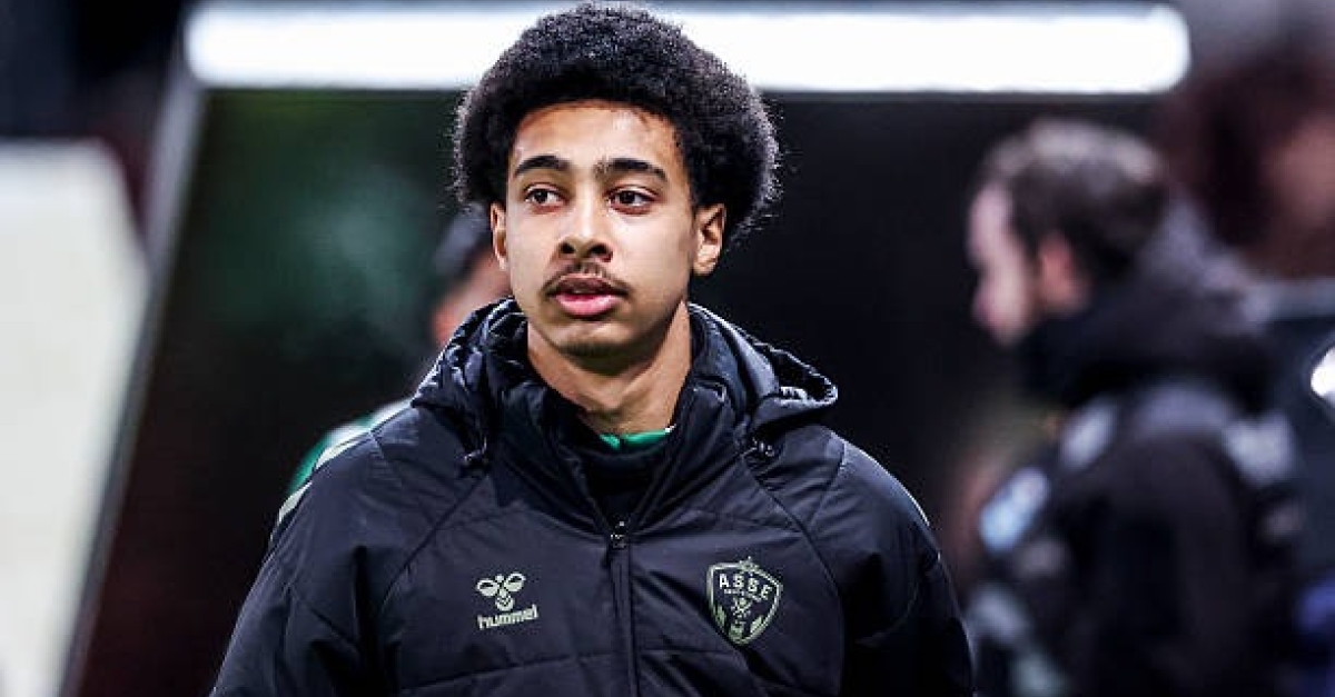 Mercato ASSE : Pourquoi le phénomène Djylian N'Guessan divise totalement le Forez