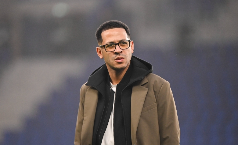 Illustration : "Mercato Paris FC : Liam Rosenior se rapproche du banc francilien"