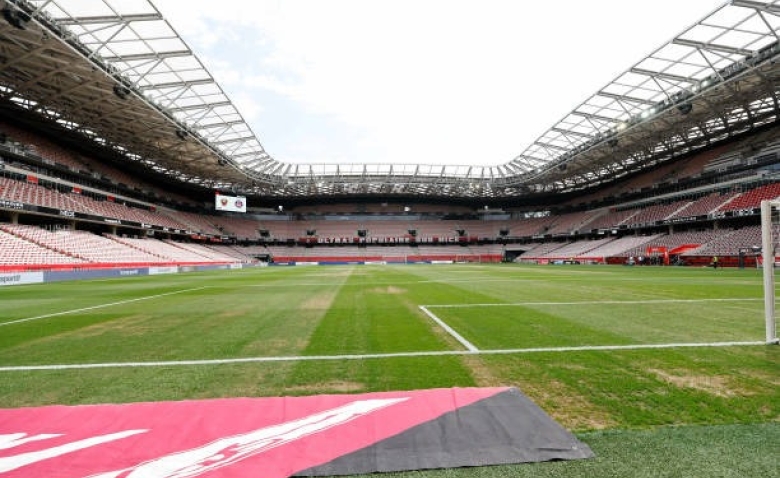 Illustration : "Mercato Nice : Un accord à un million d'euros en excellente voie pour ce milieu de terrain !"