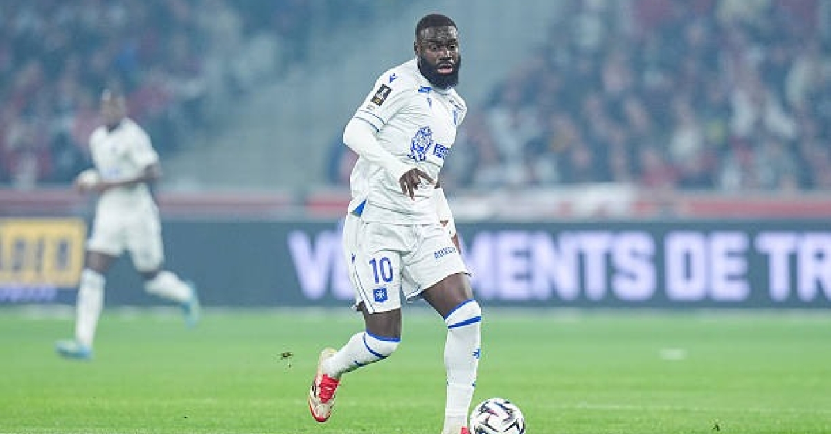 Mercato : Rupture totale entre Lassine Sinayoko et Auxerre après une trahison présumée !